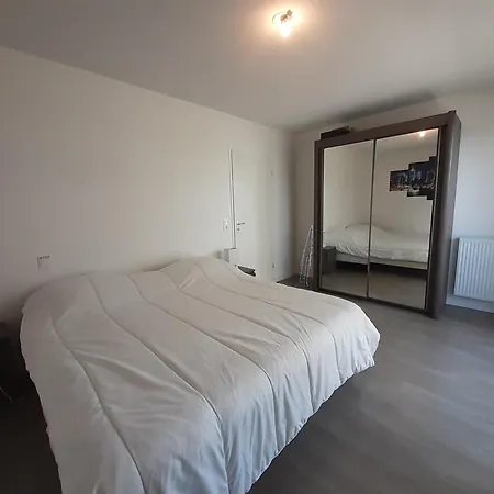 Apartament Joli T2 Avec Terrasse Et Parking A Anglet, Proche Commerces Et Plages - Fr-1-239-1021